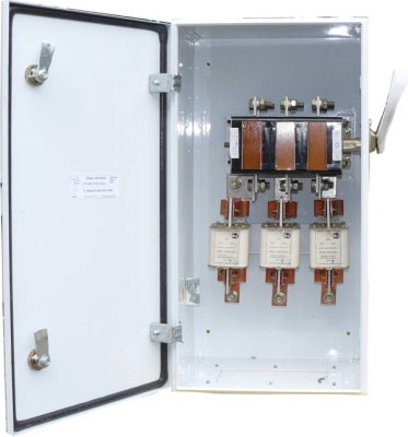 Ящик силовой ЯРП-250 П IP54 2 направ (перекидной)