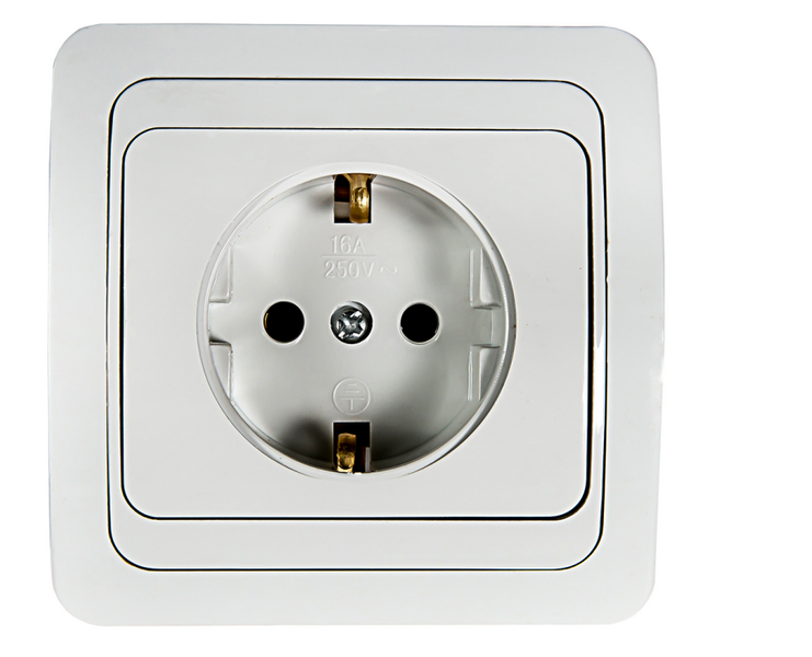 Розетка одинарная с заземлением CLASSICO белая